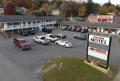 Experience Comfort and Convenience at Oak Mar Motel Oakland