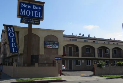 Your Oasis in the City: New Bay Motel CA
